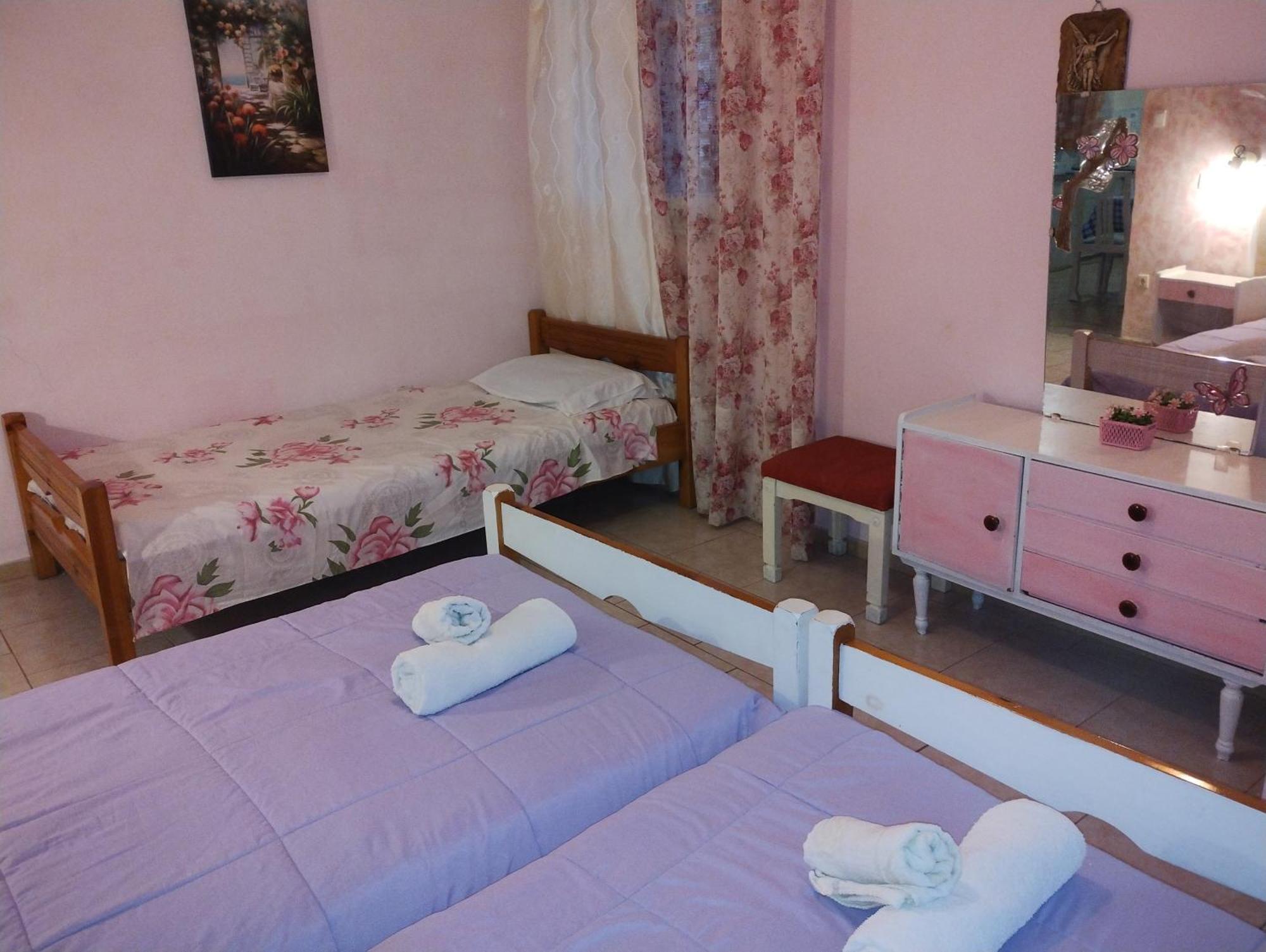 Vanilla House Палеокастрица Екстериор снимка
